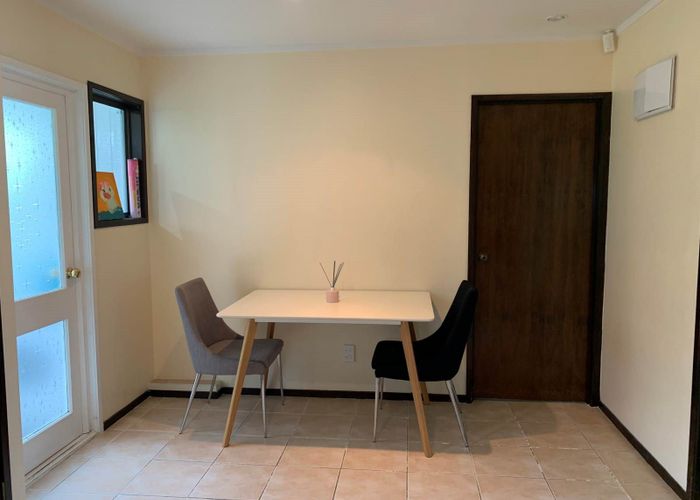  at 16 Markham Place, Bucklands Beach, Auckland