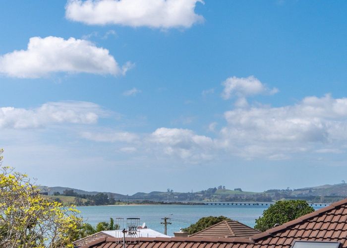  at 41b Harvey Street, Avenues, Tauranga, Bay Of Plenty