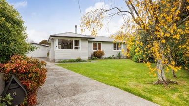  at 8 Firth Place, Awapuni, Palmerston North