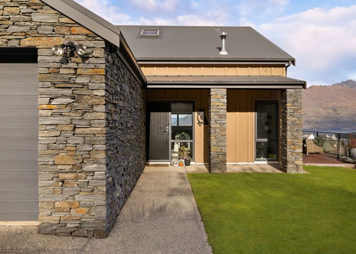  at 1 Stone Ridge Place, Goldfield Heights, Queenstown-Lakes, Otago