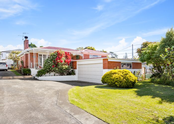 Recently sold 22 Kaurilands Road, Titirangi, Auckland homes.co.nz
