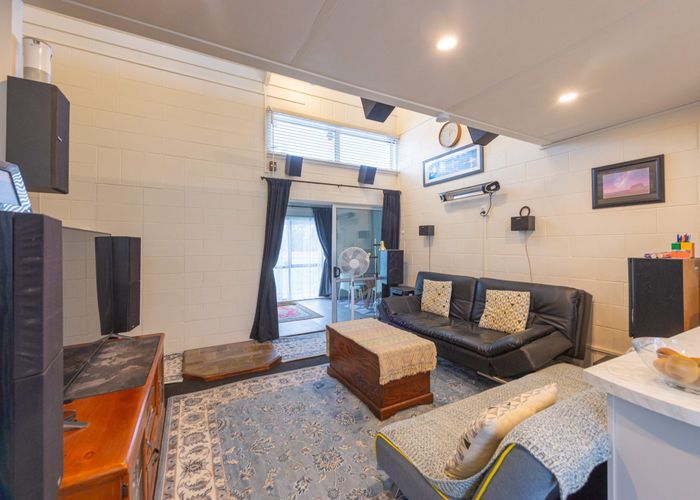  at 29J Springs Road, Parakai, Rodney, Auckland