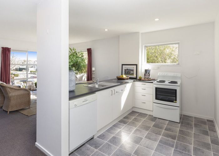  at 1/62 Burke Street, Addington, Christchurch