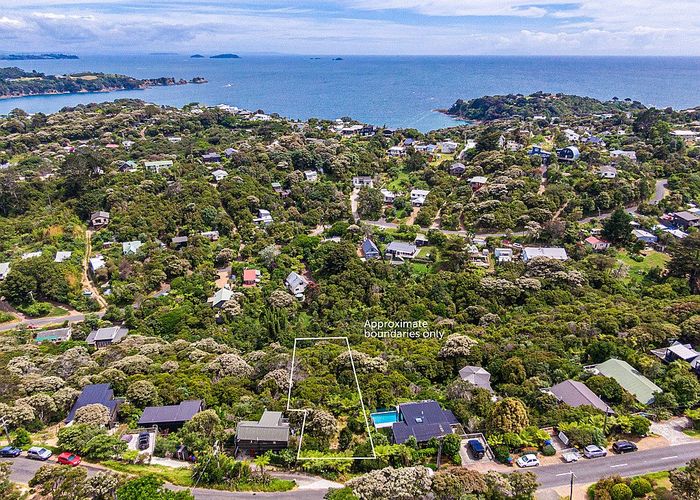  at 7 Pacific Parade, Oneroa, Waiheke Island, Auckland