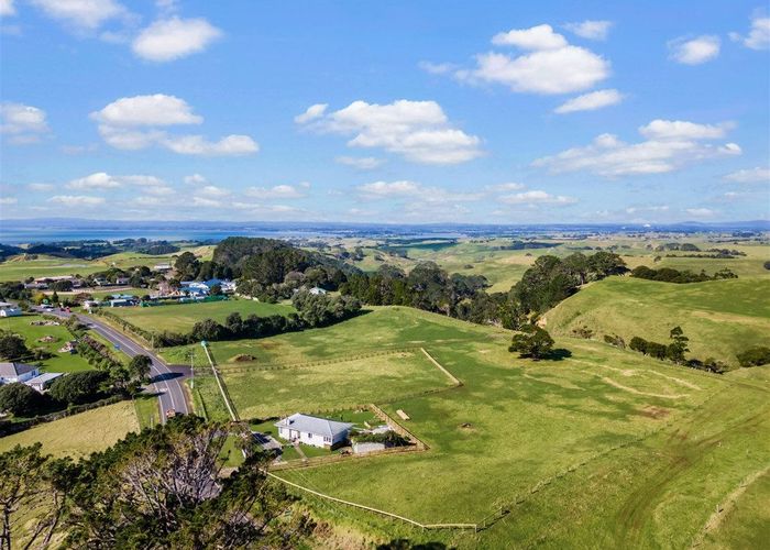  at 2590 Awhitu Road, Awhitu, Franklin, Auckland