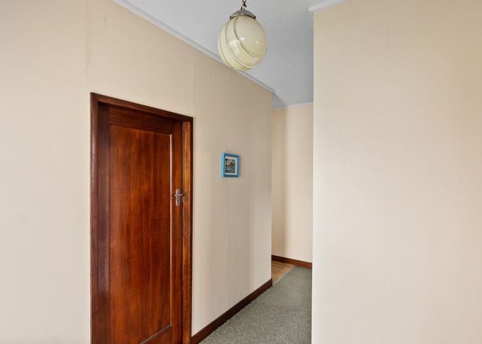  at 60 Cook Street, Hamilton East, Hamilton