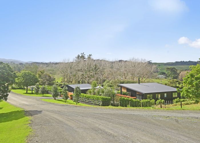  at 5 Lupis Way, Kaiwaka