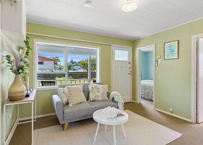 Recently sold 18 Waimea Road, Waikanae Beach, Waikanae homes.co.nz