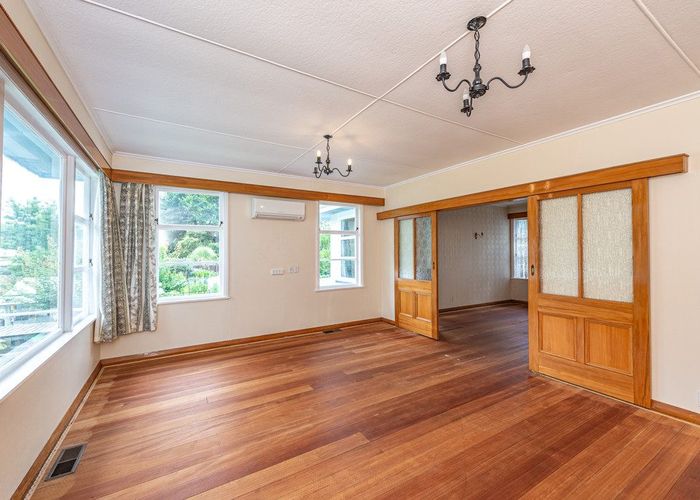  at 75 Anzac Parade, Whanganui East, Whanganui, Manawatu / Whanganui