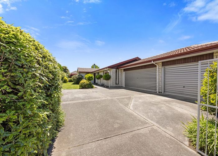  at 14 Camrose Place, Ilam, Christchurch City, Canterbury
