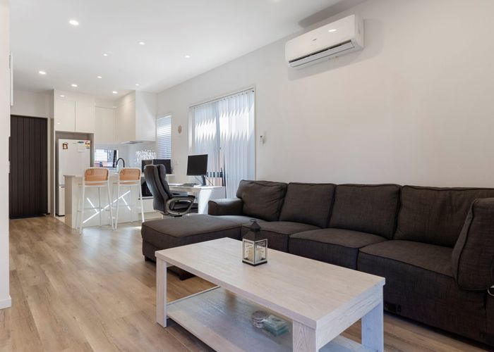  at 16 Treeline Lane, Flat Bush, Manukau City, Auckland