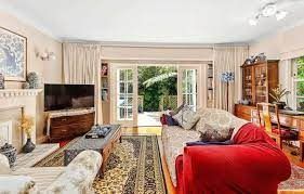  at 60 Simla Crescent, Khandallah, Wellington
