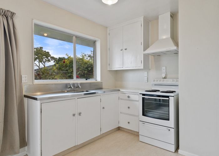  at 5 Kawau Crescent, Bromley, Christchurch