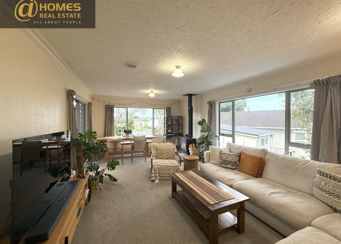  at 16 Mirovale Place, Hillcrest, North Shore City, Auckland