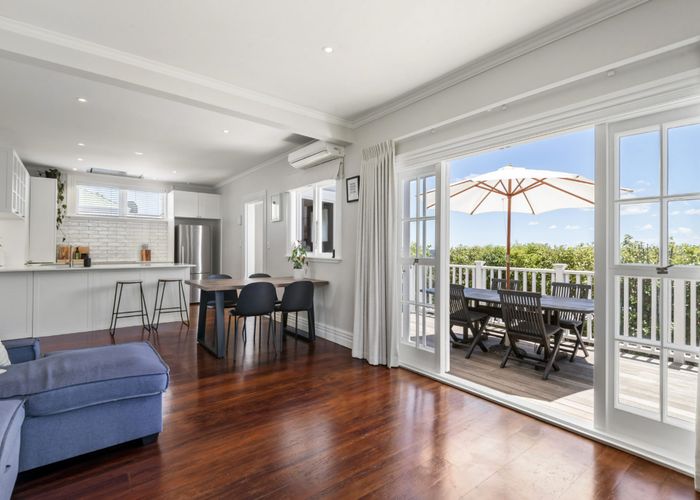  at 117 Mokoia Road, Birkenhead, Auckland