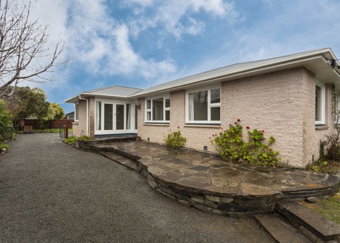  at 32 Hounslow Street, Ilam, Christchurch