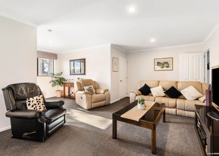  at 32 Magnolia Drive, Waiuku, Franklin, Auckland