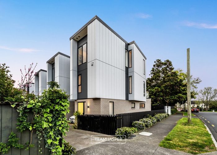  at 1/48 St Johns Road, Meadowbank, Auckland City, Auckland