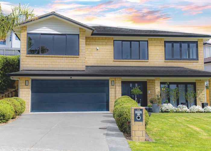  at 13 Henriette Place, The Gardens, Auckland