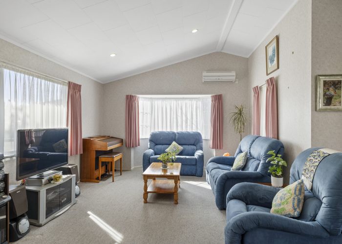  at 3 Salcombe Terrace, Welbourn, New Plymouth