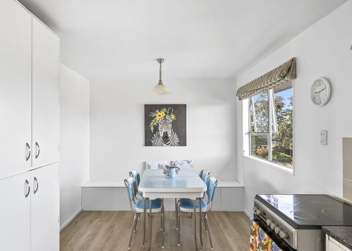  at 2/8 Applewood Place, Casebrook, Christchurch City, Canterbury