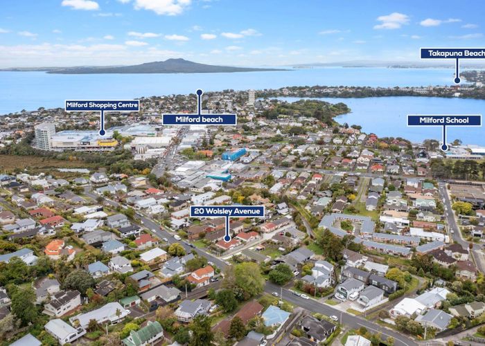  at 1/20 Wolsley Avenue, Milford, Auckland