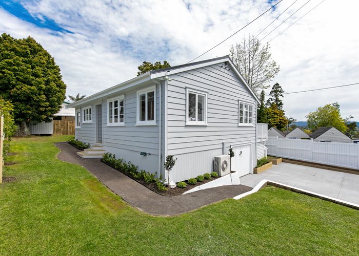  at 25 Evans Road, Glen Eden, Auckland