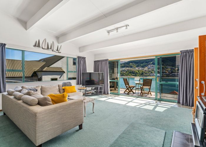  at 415 Peninsula Road, Kelvin Heights, Queenstown