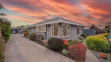  at 2/35 Peverel Street, Riccarton, Christchurch
