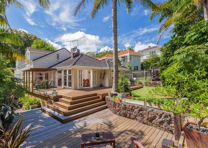  at 32 Eastbourne Road, Remuera, Auckland