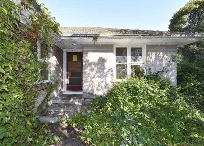  at 126 Avonhead Road, Avonhead, Christchurch City, Canterbury