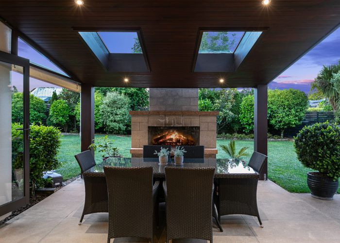  at 2 Birchwood Grove, Greenhithe, Auckland
