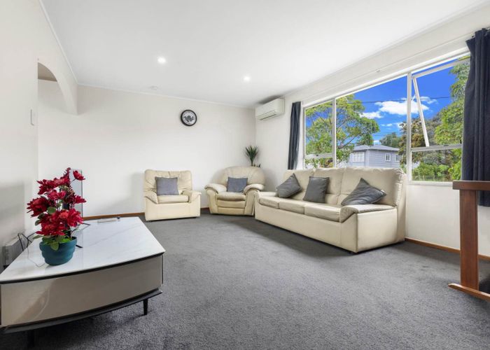  at 2/16 Craigbank Avenue, New Lynn, Waitakere City, Auckland