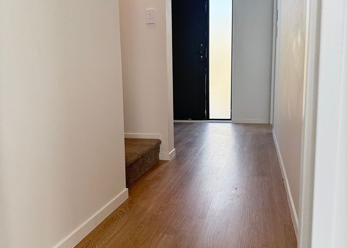  at 24 Glenmore Road, Sunnyhills, Manukau City, Auckland