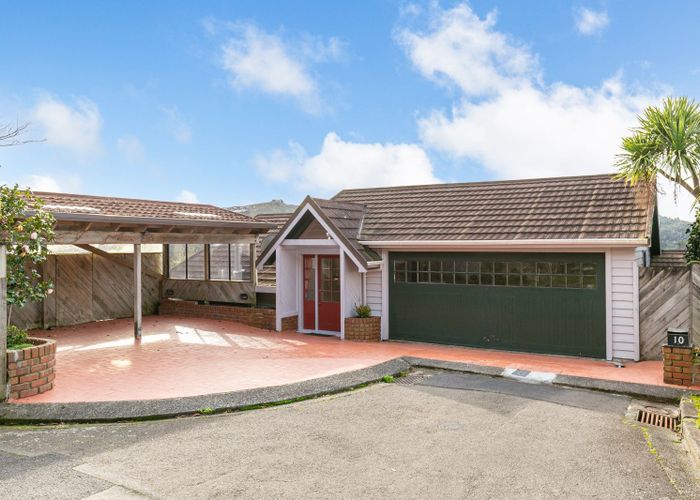  at 10 Kate Way, Karori, Wellington, Wellington