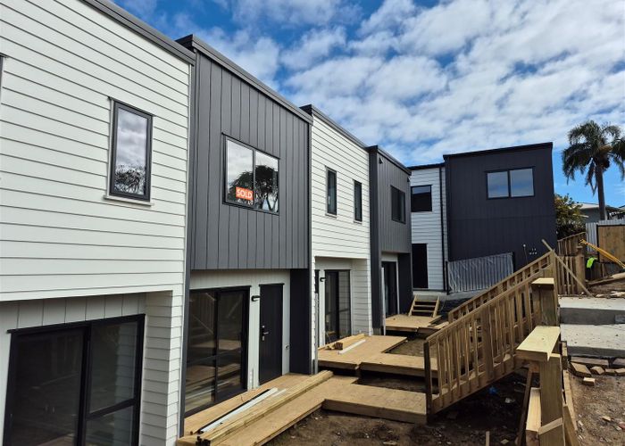  at 75 Vincent Street, Howick, Manukau City, Auckland