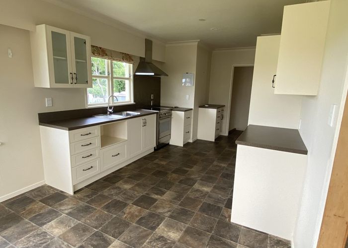  at 8 Alexander Place, Woodlands, Invercargill