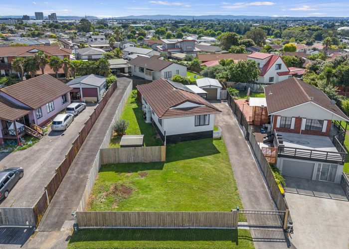  at 50 Charntay Avenue, Clover Park, Auckland