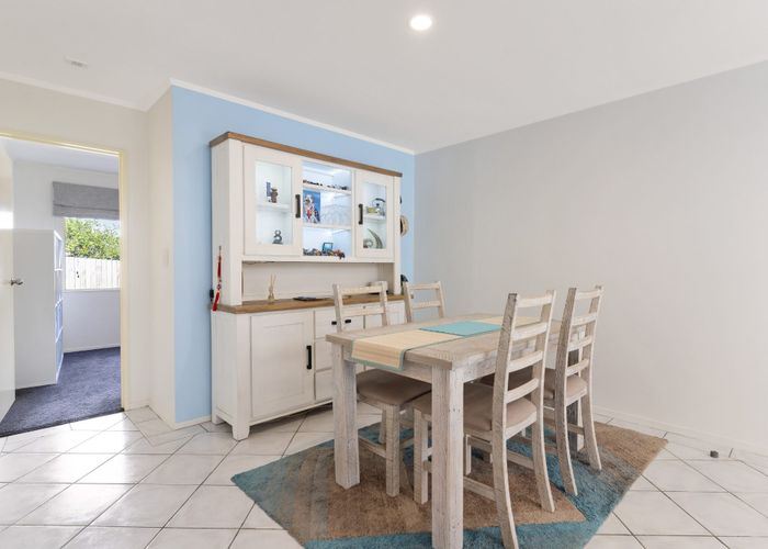  at 2/120 Beach Haven Road, Beach Haven, North Shore City, Auckland