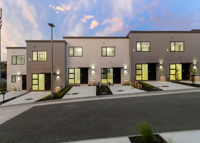  at 27 Awhi Lane, Massey, Waitakere City, Auckland