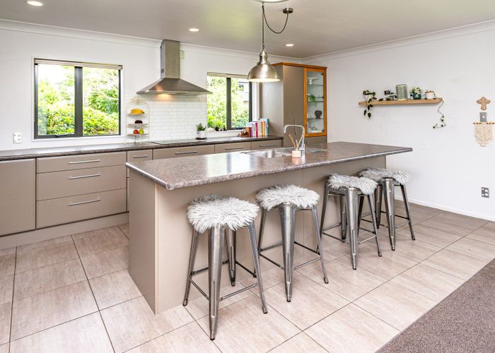  at 11 Cotswolds Close, Otamatea, Whanganui, Manawatu / Whanganui