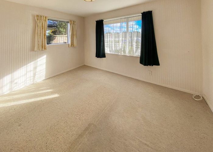  at 2/71 Donnington Street, Parklands, Christchurch City, Canterbury