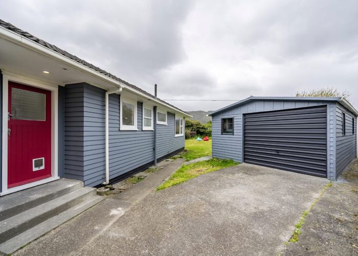  at 5 Harlow Grove, Wainuiomata, Lower Hutt