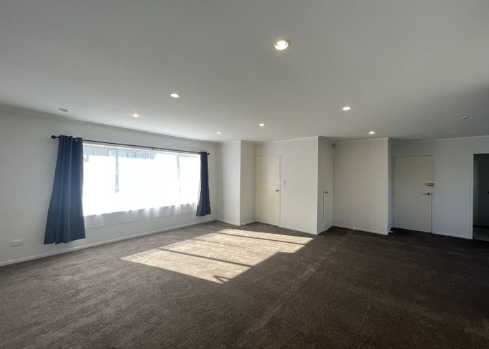  at 2/60  Bremner ave, Mount Roskill, Auckland City, Auckland