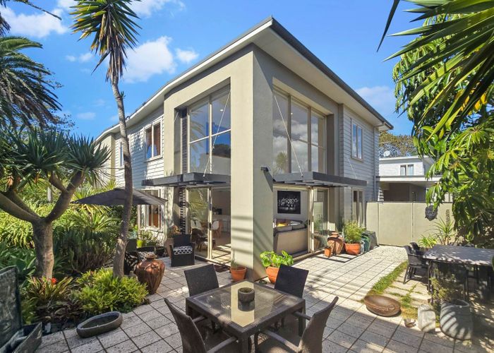 at 2/1 Esmonde Road, Takapuna, North Shore City, Auckland
