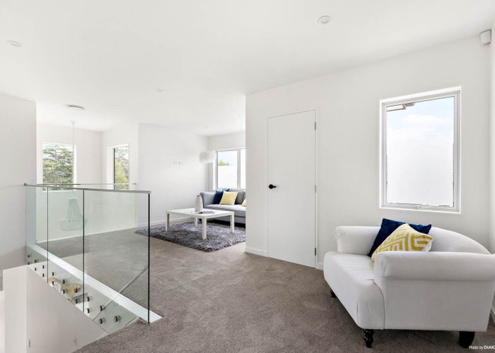  at 25a Tudor Road, Henderson, Waitakere City, Auckland