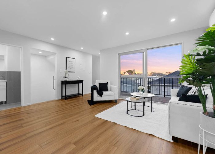  at 1/8 Reeves Avenue, Papatoetoe, Manukau City, Auckland