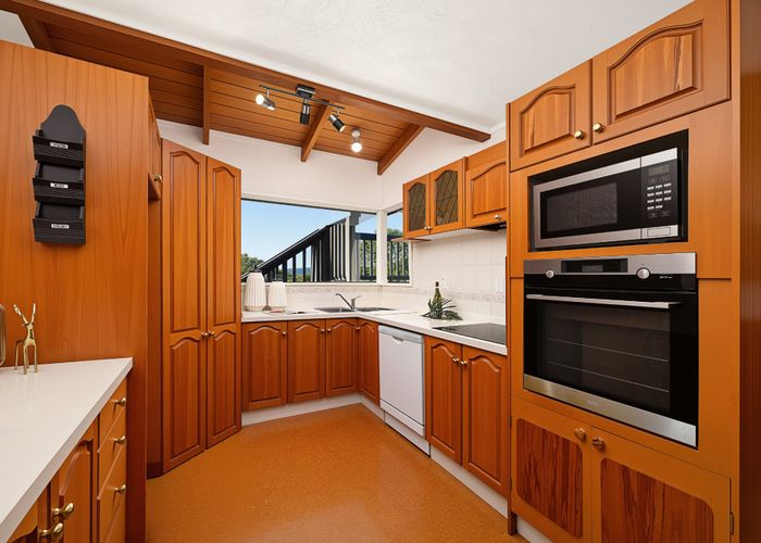  at 26 Rhinevale Close, Henderson, Waitakere City, Auckland