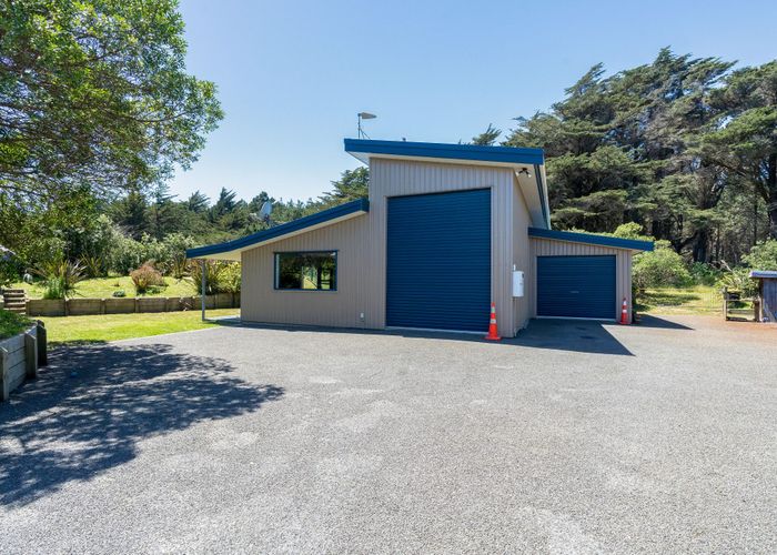  at 184 Kahukura Avenue, Waitarere Beach, Horowhenua, Manawatu / Whanganui