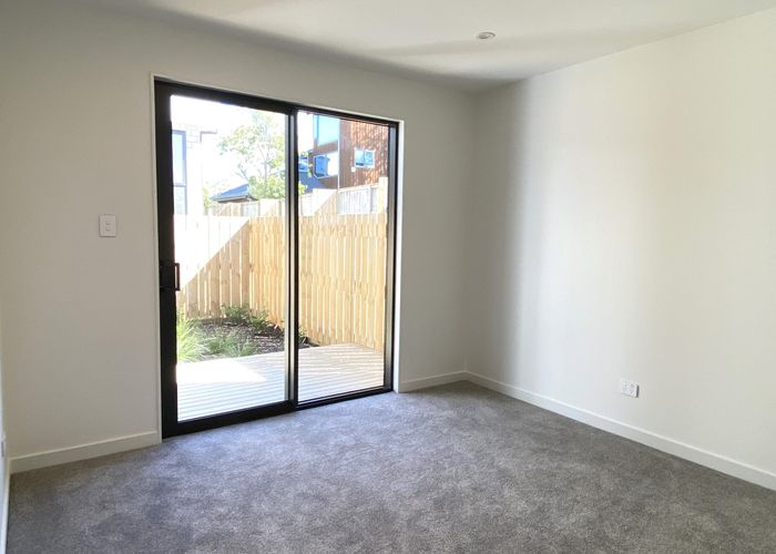  at 6/12 Onewa Road, Northcote, North Shore City, Auckland